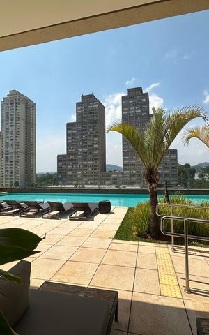 Apartamento à venda com 228m², 3 quartos e sem vaga Apartamento à venda com 228m², 3 quartos e sem vagaÁrea comum - Piscina
