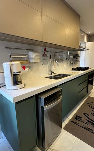 Apartamento à venda com 228m², 3 quartos e sem vaga Apartamento à venda com 228m², 3 quartos e sem vagaCozinha