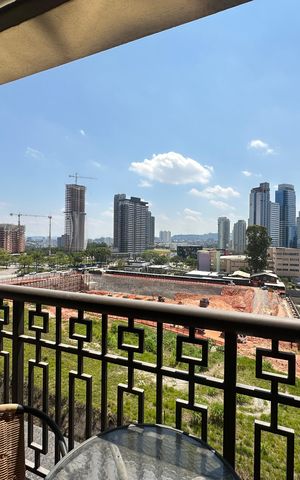 Apartamento à venda com 228m², 3 quartos e sem vaga Apartamento à venda com 228m², 3 quartos e sem vagaVaranda