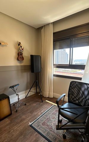 Apartamento à venda com 228m², 3 quartos e sem vaga Apartamento à venda com 228m², 3 quartos e sem vagaSuíte 2