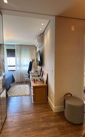 Apartamento à venda com 228m², 3 quartos e sem vaga Apartamento à venda com 228m², 3 quartos e sem vagaSuíte master