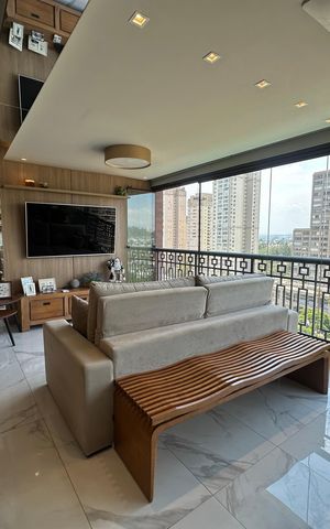 Apartamento à venda com 228m², 3 quartos e sem vaga Apartamento à venda com 228m², 3 quartos e sem vagaSala