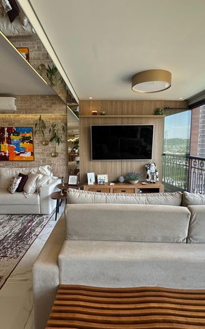 Apartamento à venda com 228m², 3 quartos e sem vaga Apartamento à venda com 228m², 3 quartos e sem vagaSala