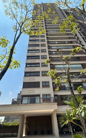 Apartamento à venda com 228m², 3 quartos e sem vaga Apartamento à venda com 228m², 3 quartos e sem vagaFachada