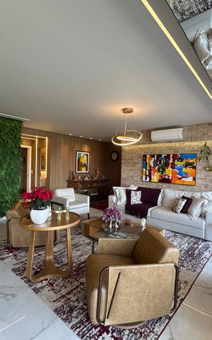 Apartamento à venda com 228m², 3 quartos e sem vaga Apartamento à venda com 228m², 3 quartos e sem vagaSala