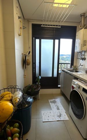 Apartamento à venda com 228m², 3 quartos e sem vaga Apartamento à venda com 228m², 3 quartos e sem vagaÁrea de Serviço