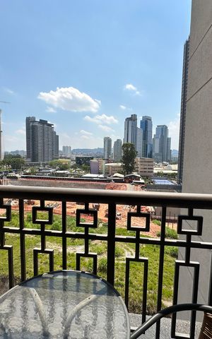 Apartamento à venda com 228m², 3 quartos e sem vaga Apartamento à venda com 228m², 3 quartos e sem vagaVaranda