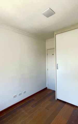 Apartamento à venda com 113m², 3 quartos e 3 vagas Apartamento à venda com 113m², 3 quartos e 3 vagasQuarto 2