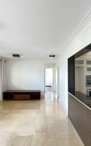 Apartamento à venda com 113m², 3 quartos e 3 vagas Apartamento à venda com 113m², 3 quartos e 3 vagasSala
