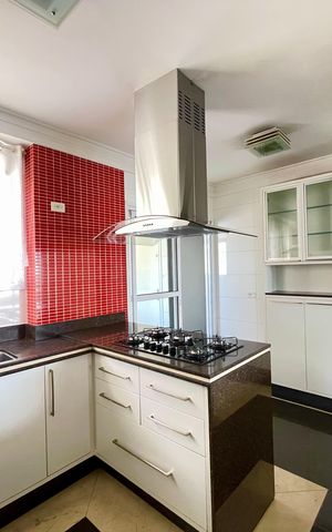Apartamento à venda com 113m², 3 quartos e 3 vagas Apartamento à venda com 113m², 3 quartos e 3 vagasCozinha