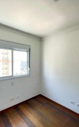 Apartamento à venda com 113m², 3 quartos e 3 vagas Apartamento à venda com 113m², 3 quartos e 3 vagasQuarto 2