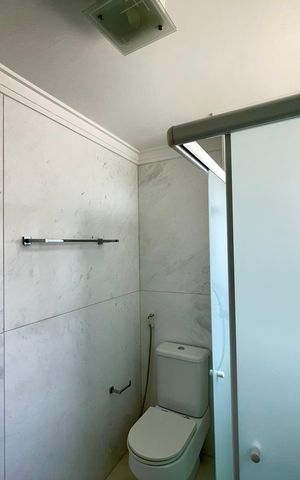 Apartamento à venda com 113m², 3 quartos e 3 vagas Apartamento à venda com 113m², 3 quartos e 3 vagasBanheiro 1