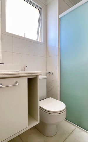 Apartamento à venda com 113m², 3 quartos e 3 vagas Apartamento à venda com 113m², 3 quartos e 3 vagasBanheiro 2