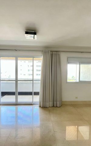 Apartamento à venda com 113m², 3 quartos e 3 vagas Apartamento à venda com 113m², 3 quartos e 3 vagasSala