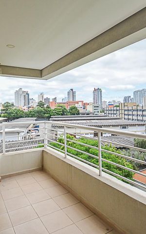 Apartamento à venda com 84m², 3 quartos e 2 vagas Apartamento à venda com 84m², 3 quartos e 2 vagasSacada