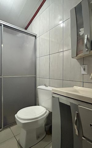 Casa à venda com 113m², 3 quartos e 2 vagas Casa à venda com 113m², 3 quartos e 2 vagasBanheiro