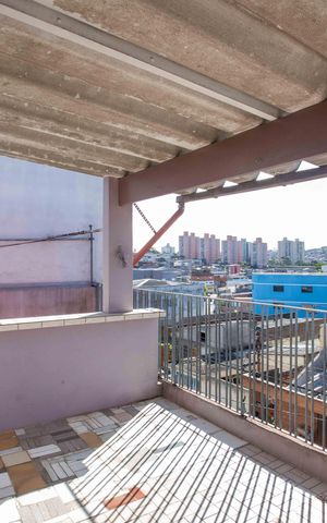 Casa à venda com 190m², 3 quartos e 3 vagasVaranda Casa 2