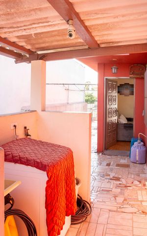 Casa à venda com 190m², 3 quartos e 3 vagasÁrea de Serviço Casa 2
