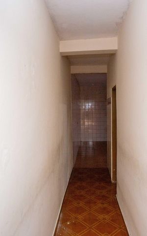 Casa à venda com 190m², 3 quartos e 3 vagasCorredor