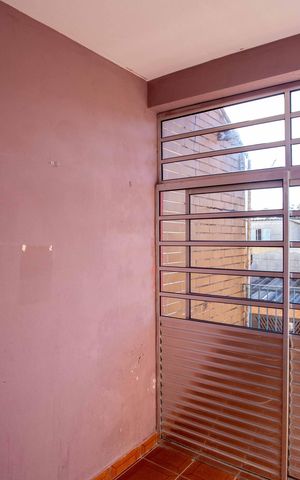 Casa à venda com 190m², 3 quartos e 3 vagasHall