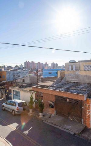Casa à venda com 190m², 3 quartos e 3 vagasVaranda Casa 1