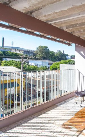 Casa à venda com 190m², 3 quartos e 3 vagasVaranda Casa 2