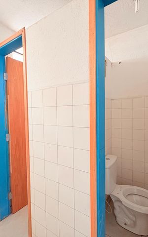 Casa à venda com 310m², 4 quartos e sem vagaBanheiro do Salão inferior