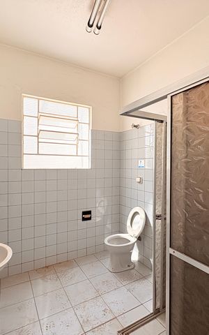 Casa à venda com 310m², 4 quartos e sem vagaBanheiro Social