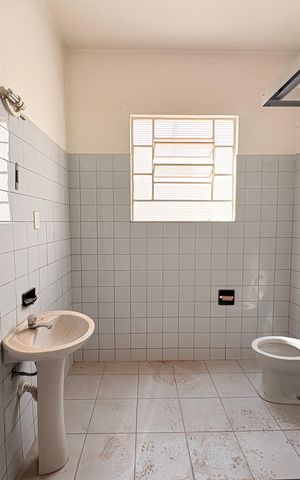 Casa à venda com 310m², 4 quartos e sem vagaBanheiro Social