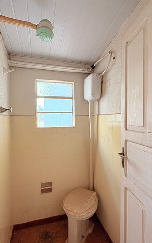 Casa à venda com 310m², 4 quartos e sem vagaBanheiro de Serviço