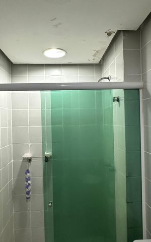 Apartamento à venda com 86m², 2 quartos e 2 vagas Apartamento à venda com 86m², 2 quartos e 2 vagasBanheiro quarto 2