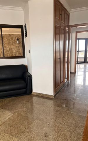 Apartamento à venda com 270m², 3 quartos e 4 vagas