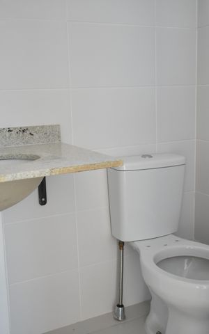 Apartamento à venda com 67m², 2 quartos e 1 vagaBanheiro Social