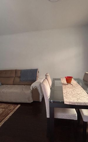 Casa à venda com 114m², 3 quartos e 2 vagas Casa à venda com 114m², 3 quartos e 2 vagasSala