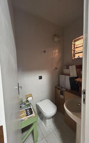 Casa à venda com 114m², 3 quartos e 2 vagas Casa à venda com 114m², 3 quartos e 2 vagasBanheiro de serviço