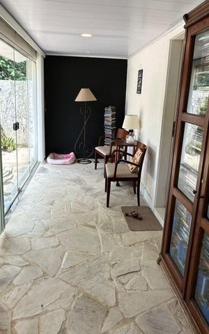 Casa de condomínio à venda com 709m², 4 quartos e sem vaga