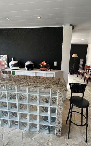 Casa de condomínio à venda com 709m², 4 quartos e sem vaga