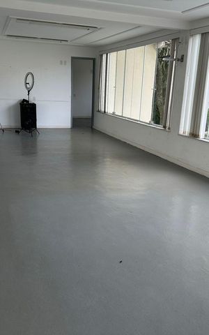 Casa de condomínio à venda com 709m², 4 quartos e sem vaga