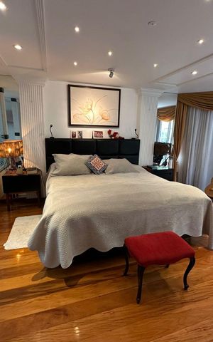 Casa de condomínio à venda com 709m², 4 quartos e sem vaga
