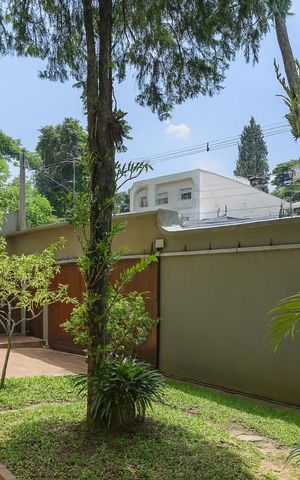 Casa à venda com 488m², 4 quartos e 8 vagas