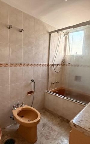 Apartamento à venda com 180m², 4 quartos e 2 vagas