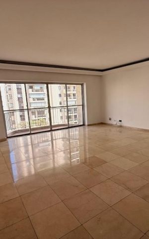 Apartamento à venda com 180m², 4 quartos e 2 vagas