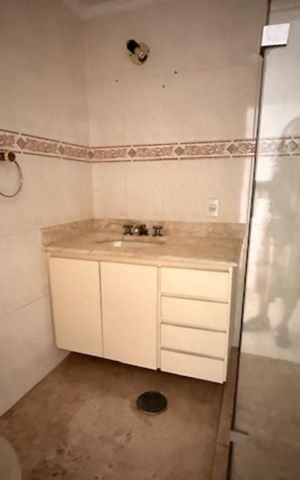 Apartamento à venda com 180m², 4 quartos e 2 vagas