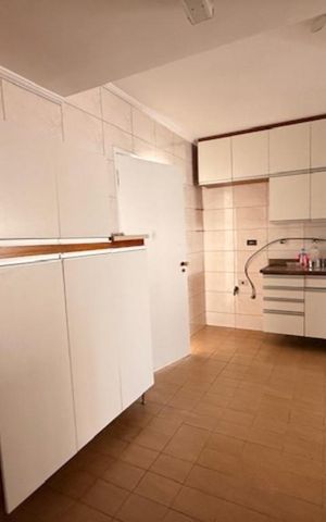 Apartamento à venda com 180m², 4 quartos e 2 vagas