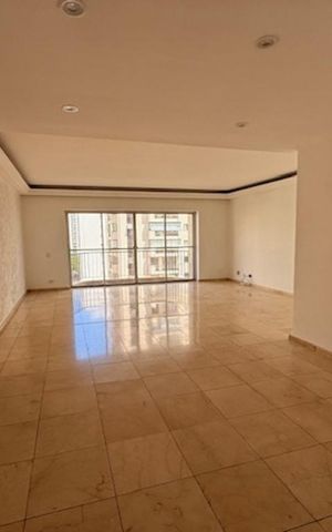Apartamento à venda com 180m², 4 quartos e 2 vagas