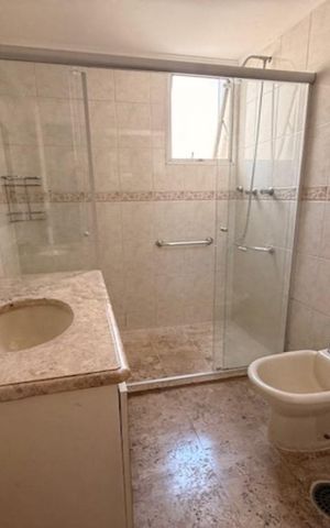 Apartamento à venda com 180m², 4 quartos e 2 vagas
