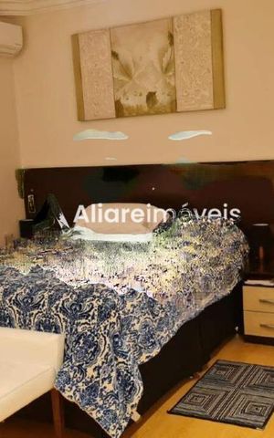 Casa à venda com 300m², 4 quartos e 4 vagas