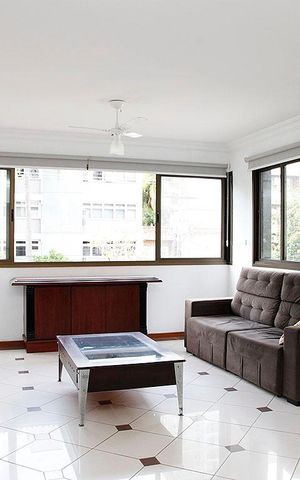 Apartamento à venda com 90m², 2 quartos e 1 vagaSala