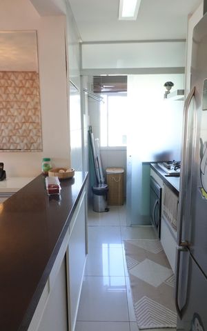Apartamento à venda com 73m², 2 quartos e 1 vagaCozinha e Área de Serviço