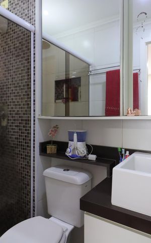 Apartamento à venda com 73m², 2 quartos e 1 vagaBanheiro da Suíte 1